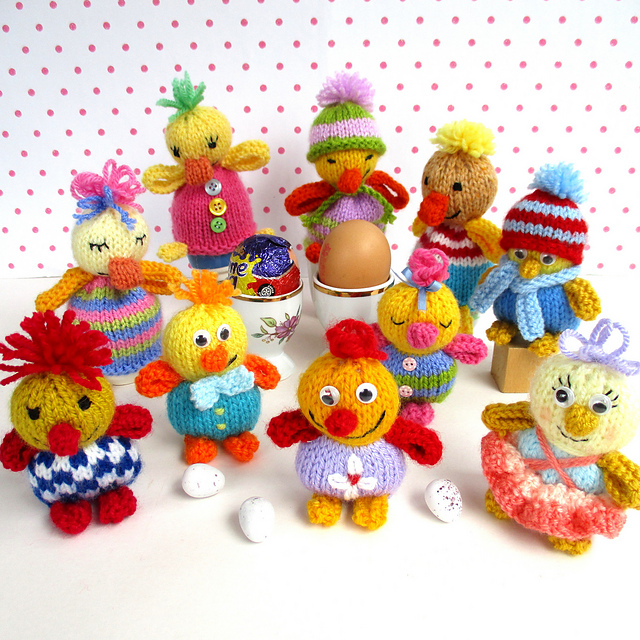 10 Cheerful Chicks