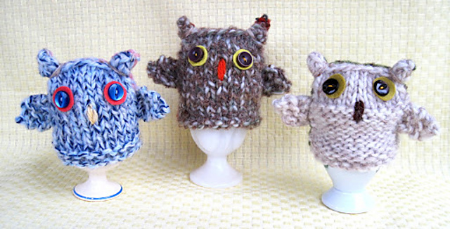 Owl Egg Cosy