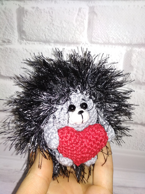 Valentine's day Hedgehog toy