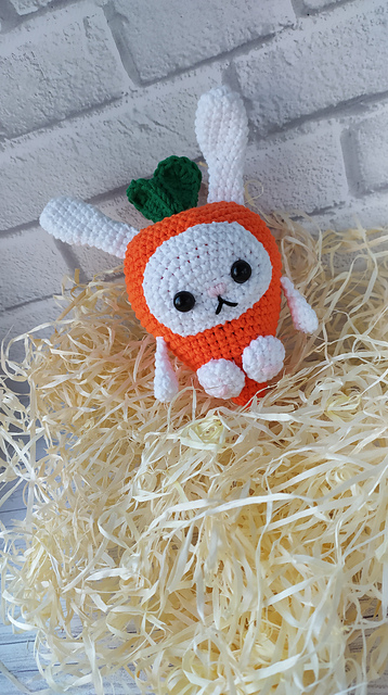 Easter Bunny Carrot toy