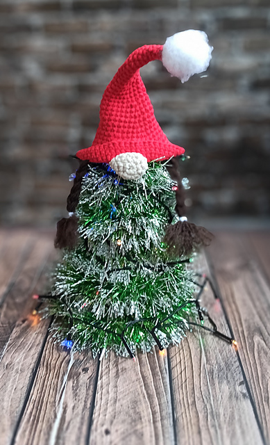 Christmas tree gnome
