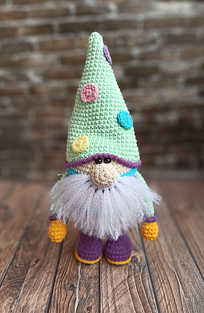 Spring gnome