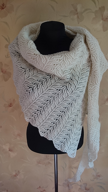 Ravelry: donnaGala's Filemot shawl