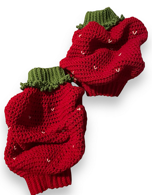 Strawberry Baggy Leg Warmers