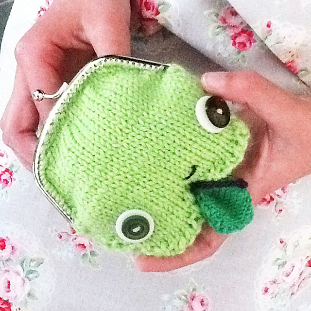 upturned apple cheeks purse