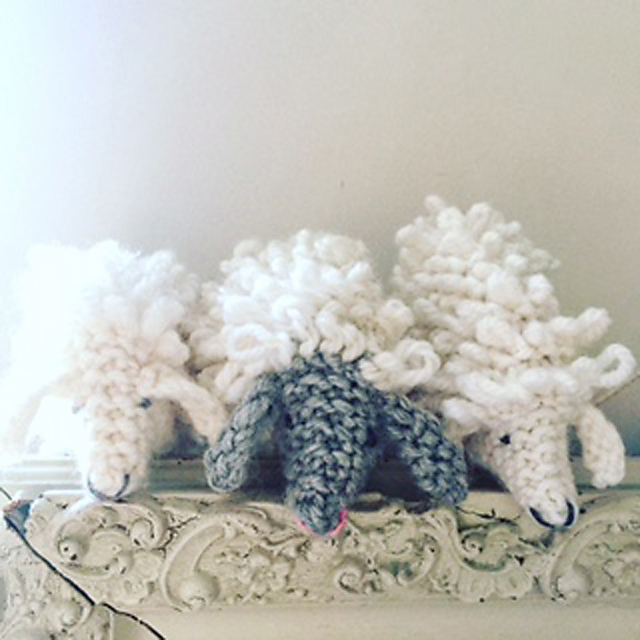 Cosy sheep cosy