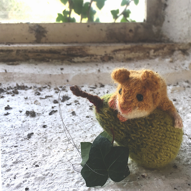 Ravelry: Dormouse on a pear pattern by Claire Garland