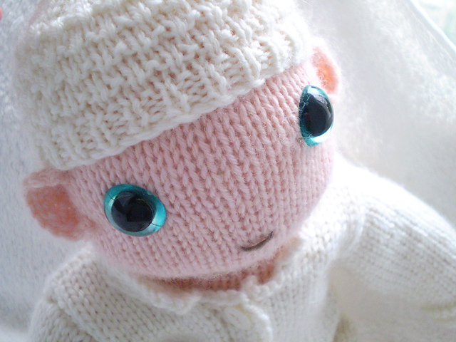 Dot Pebbles' knitted baby doll sleep suit & beany