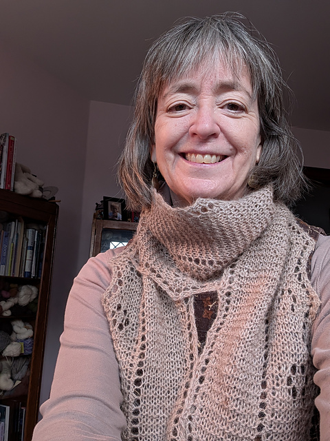 Cat's Paw Scarf