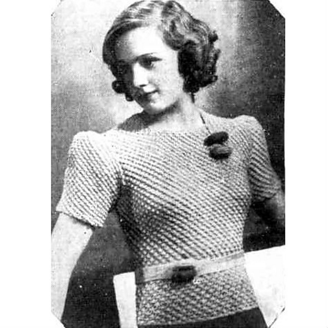 Short-Sleeved Jumper is in Pretty Stitch