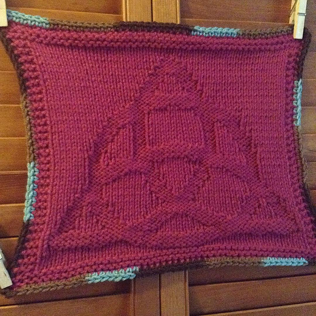 Triquetra Knitting Square