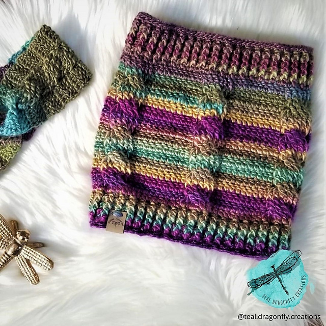 Rajova Cowl