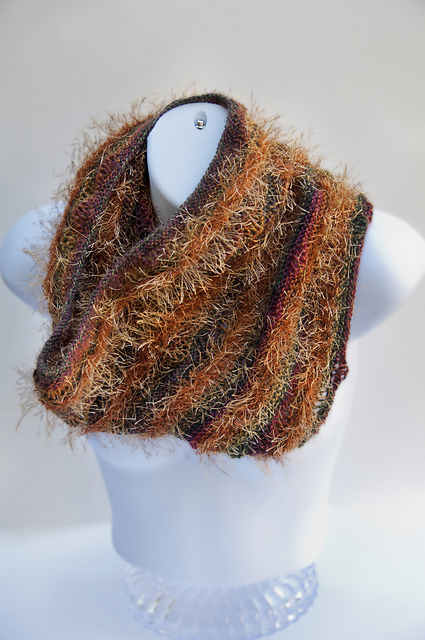 Lioness Cowl (Out of print)
