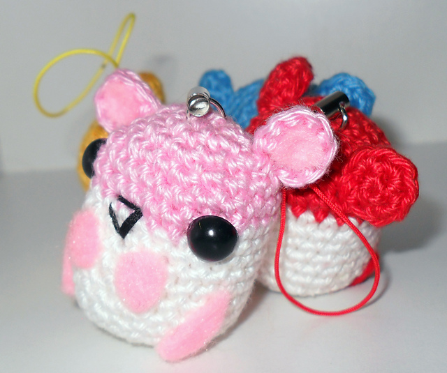 Itty Bitty Amigurumi Hamster