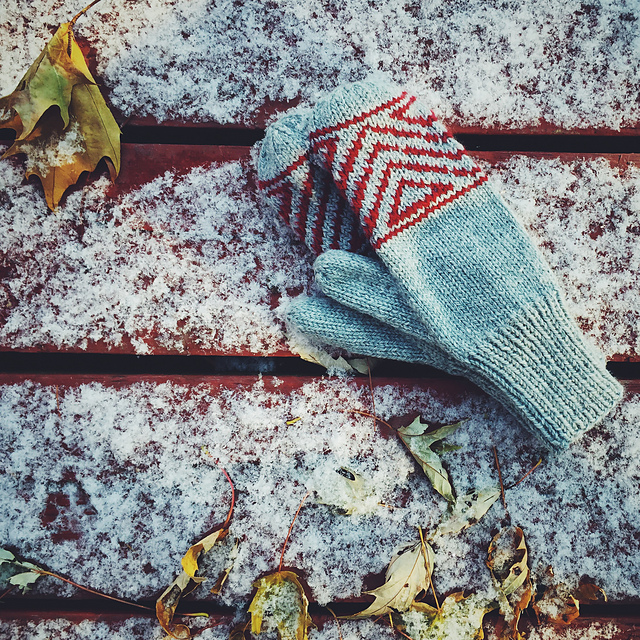 The Great Up North Mittens