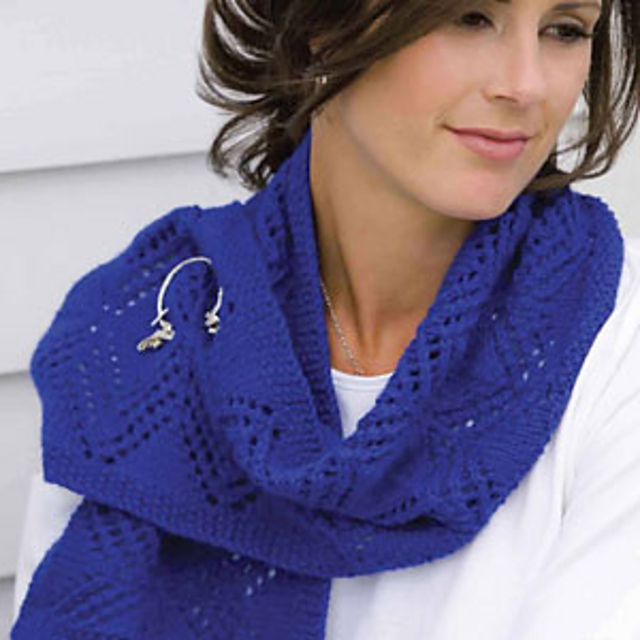 Directional Diamonds Scarf