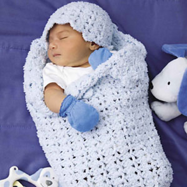 Shell-Stitch Papoose & Hat
