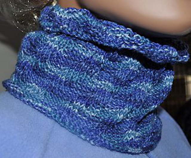 Panda Silk DK Side-stepping cowl