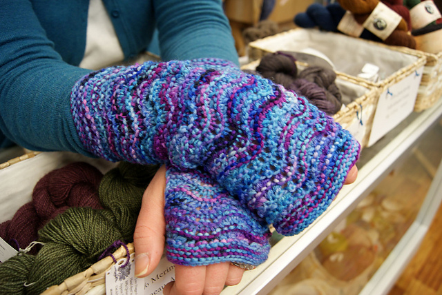 European Summers Mitts