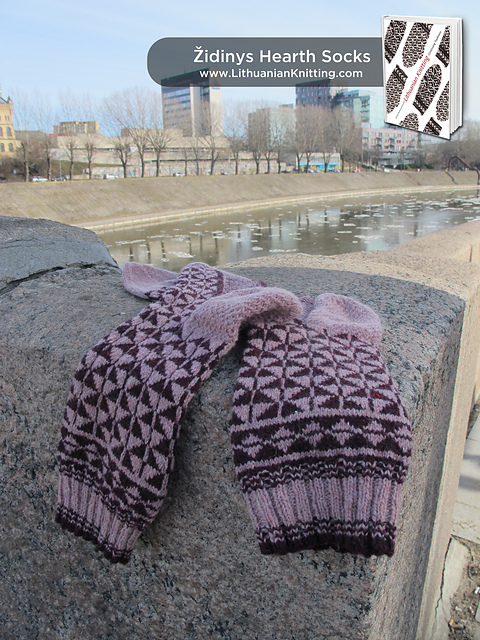 Židinys: Hearth Socks
