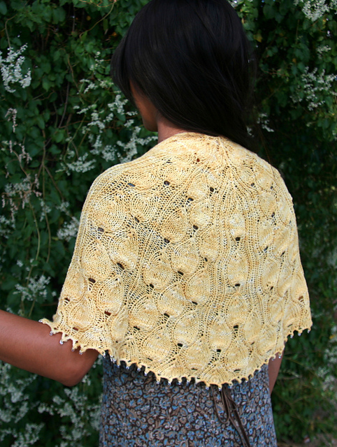 Sunshine & Tea Shawlette