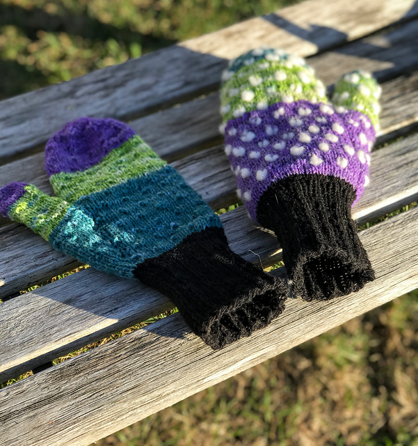Vermont Mittens:  Thrummed or Not?