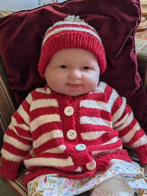 Cardigan, Cap & Mittens, #5226-520
