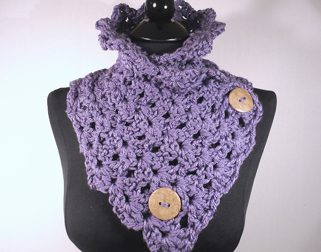 Scallop Edge Button Scarf Cowl