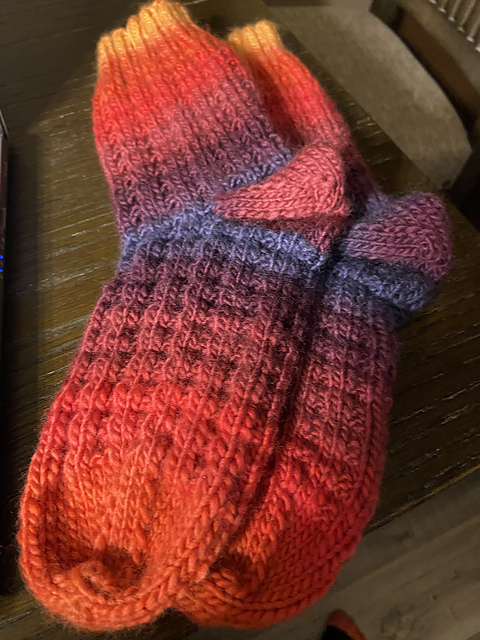 Novel Knits: Small Spaces Socks