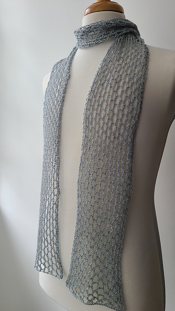 Kikko Skinny Scarf