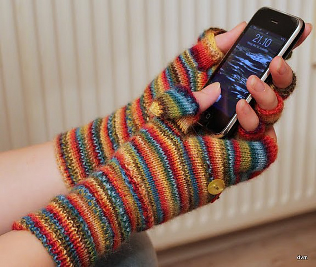 Smartphone Friendly Mitts