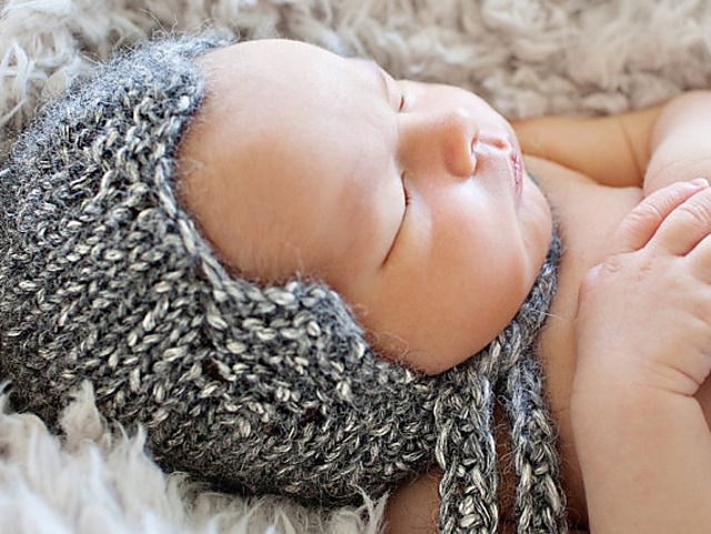 Aviator with a Twist Bonnet