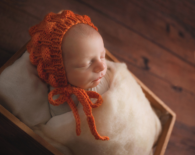 Sweet Raspberries Bonnet