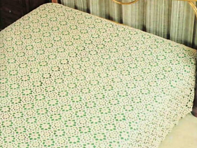 Waterlily Bedspread