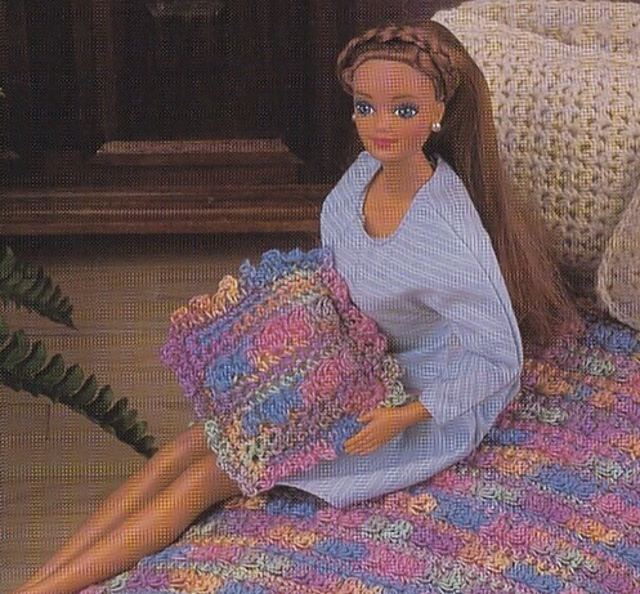 Fashion Doll Bedroom: Throw Pillow