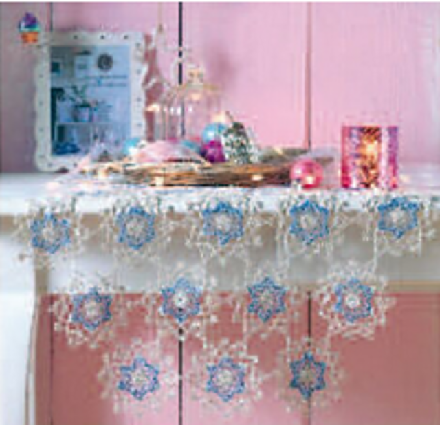 Modèle 84 Napperon delicat en patchwork