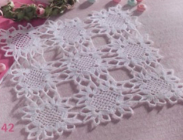 Kleines Patchwork-Deckchen