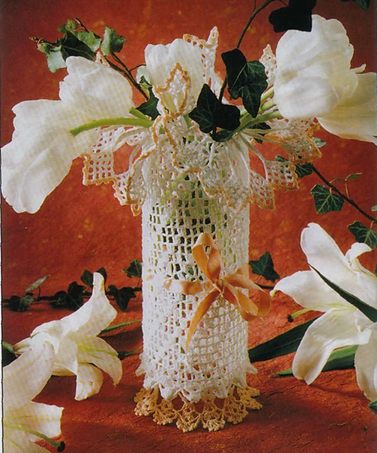 Baroque Vase Cover