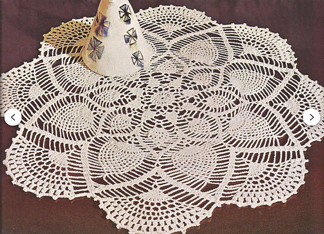 Pineapple and Fan doily