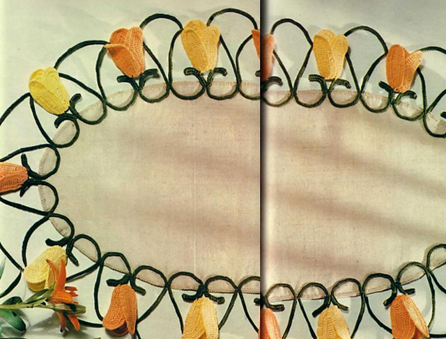 Oval Table Center The Tulips