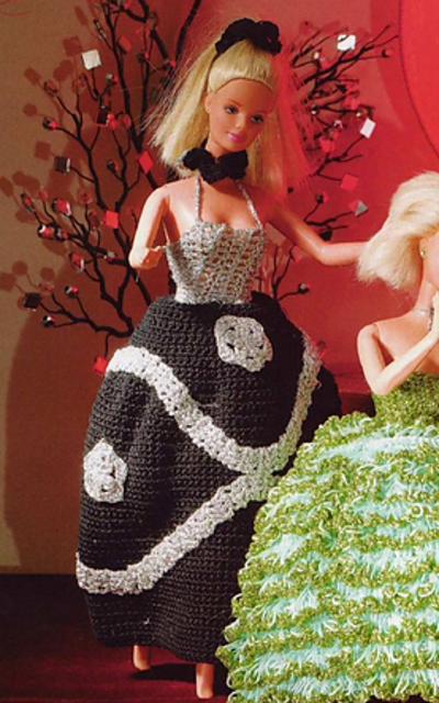Flamboyant: black skirt