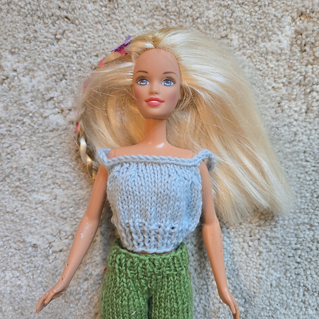 #0151 Light green top and black pants