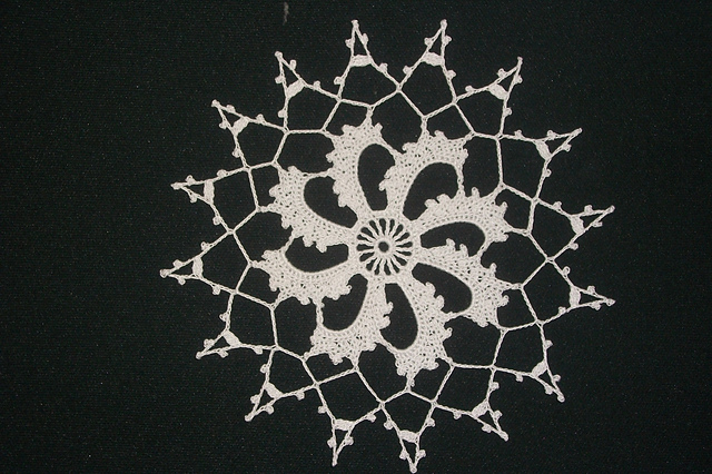 June Tablecloth #2806