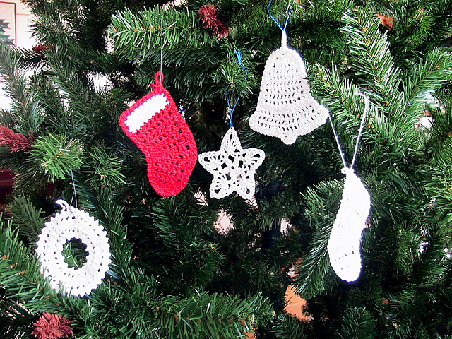 Sparkling Crocheted Ornaments