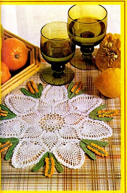 Los Jacintos table center