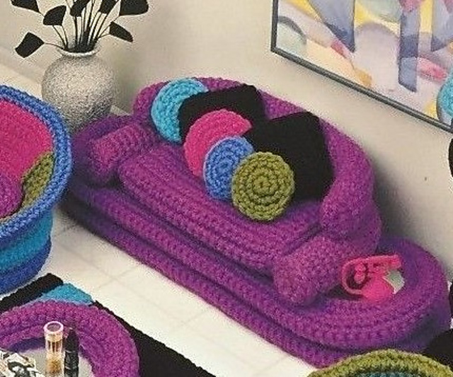Parlor Pizazz: Sofa
