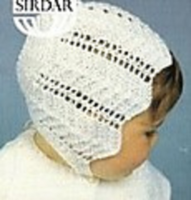 Bonnet With Scalloped Edge