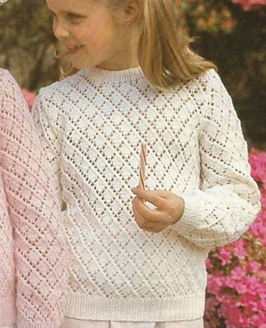 Round neck jumper