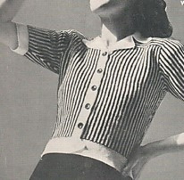 Lady's blouse in candy stripes