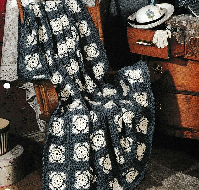 Granny Square Traditions: Blue Lagoon